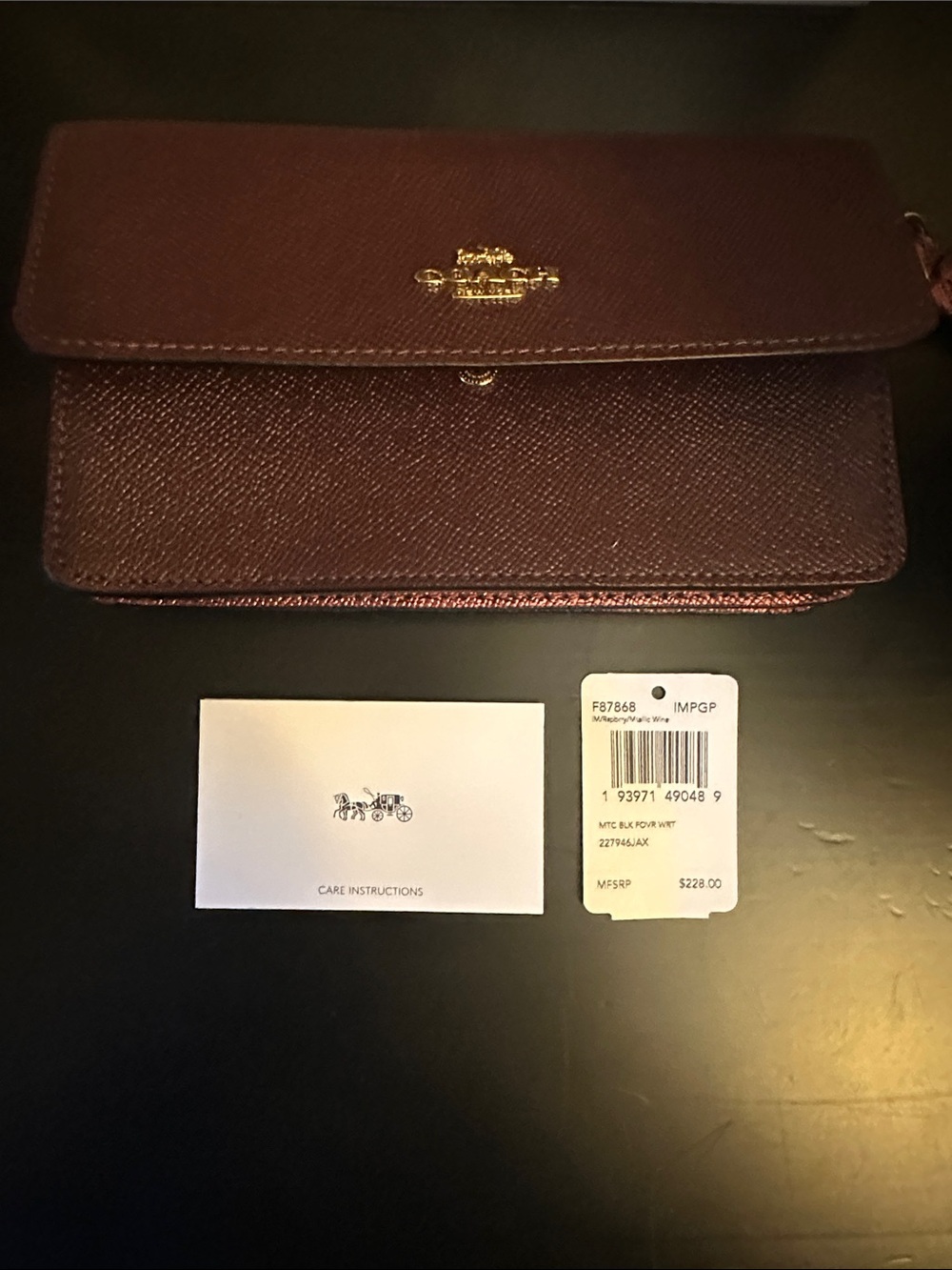 Coach Pebbled Leather Wristlet in Deep Plum with Gold Logo - Picture 3 of 6